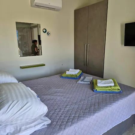 Tzogias Helen Apartament *